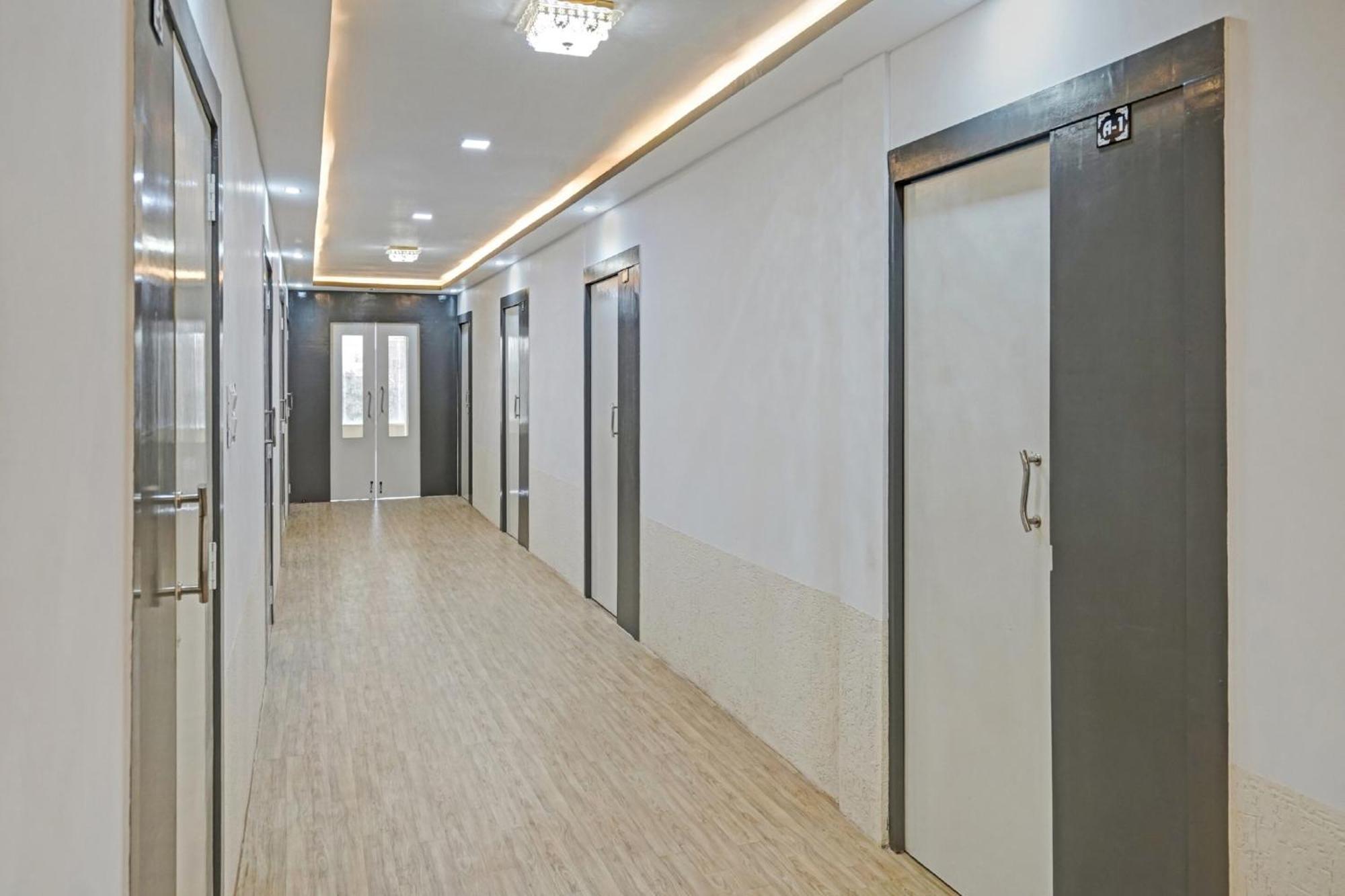 O Mr Crown To Hotel 4*